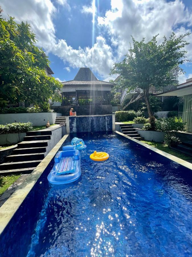 Private Suite In A Kids Friendly Big Shared Villa In Canggu Ngoại thất bức ảnh