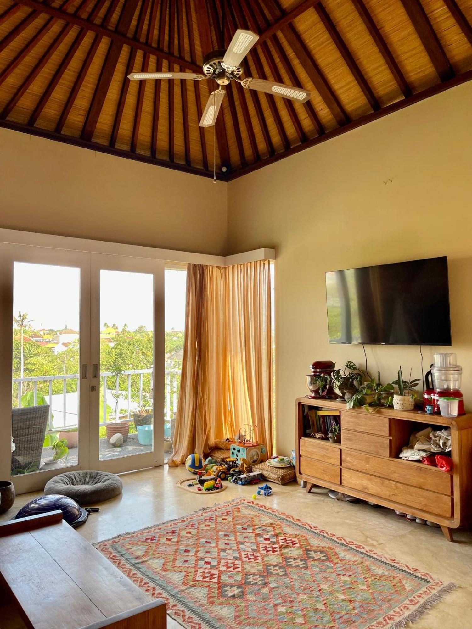 Private Suite In A Kids Friendly Big Shared Villa In Canggu Ngoại thất bức ảnh
